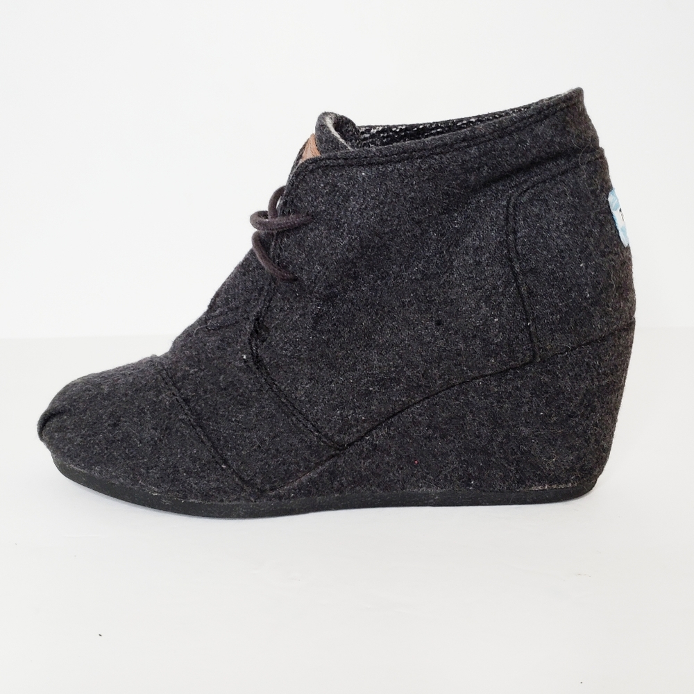 Toms Desert Wedge Wool Bootie Size 7.5